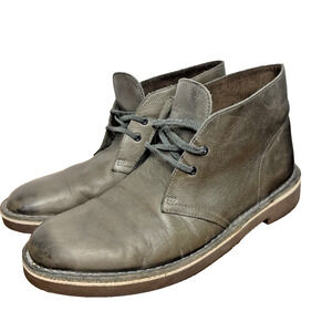 Clarks Bushacre Gray Boots Men's Size 9 Chukka Desert Leather Style EUC 15522